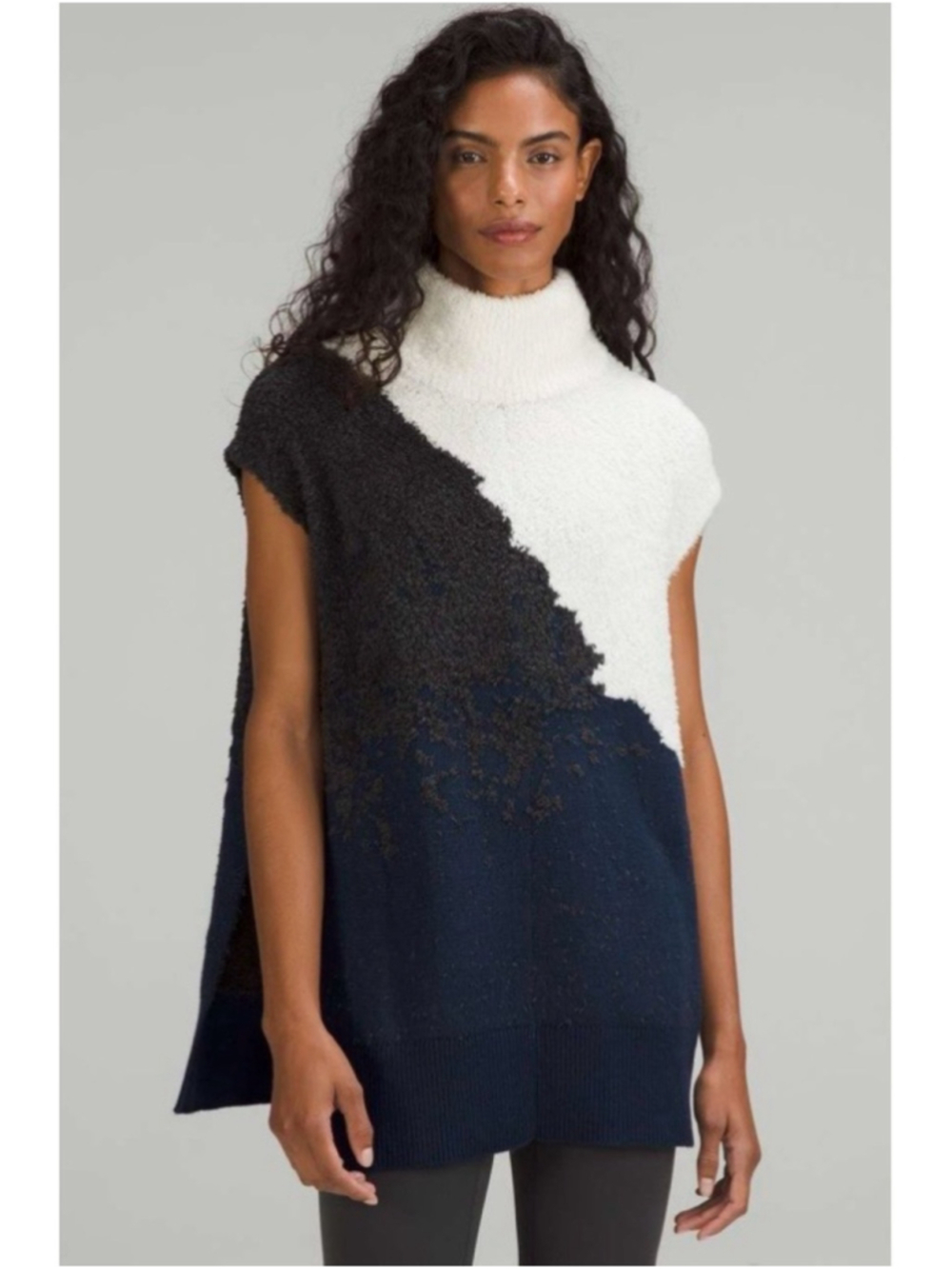 Lululemon Ombre Knit Textured Poncho, size 8